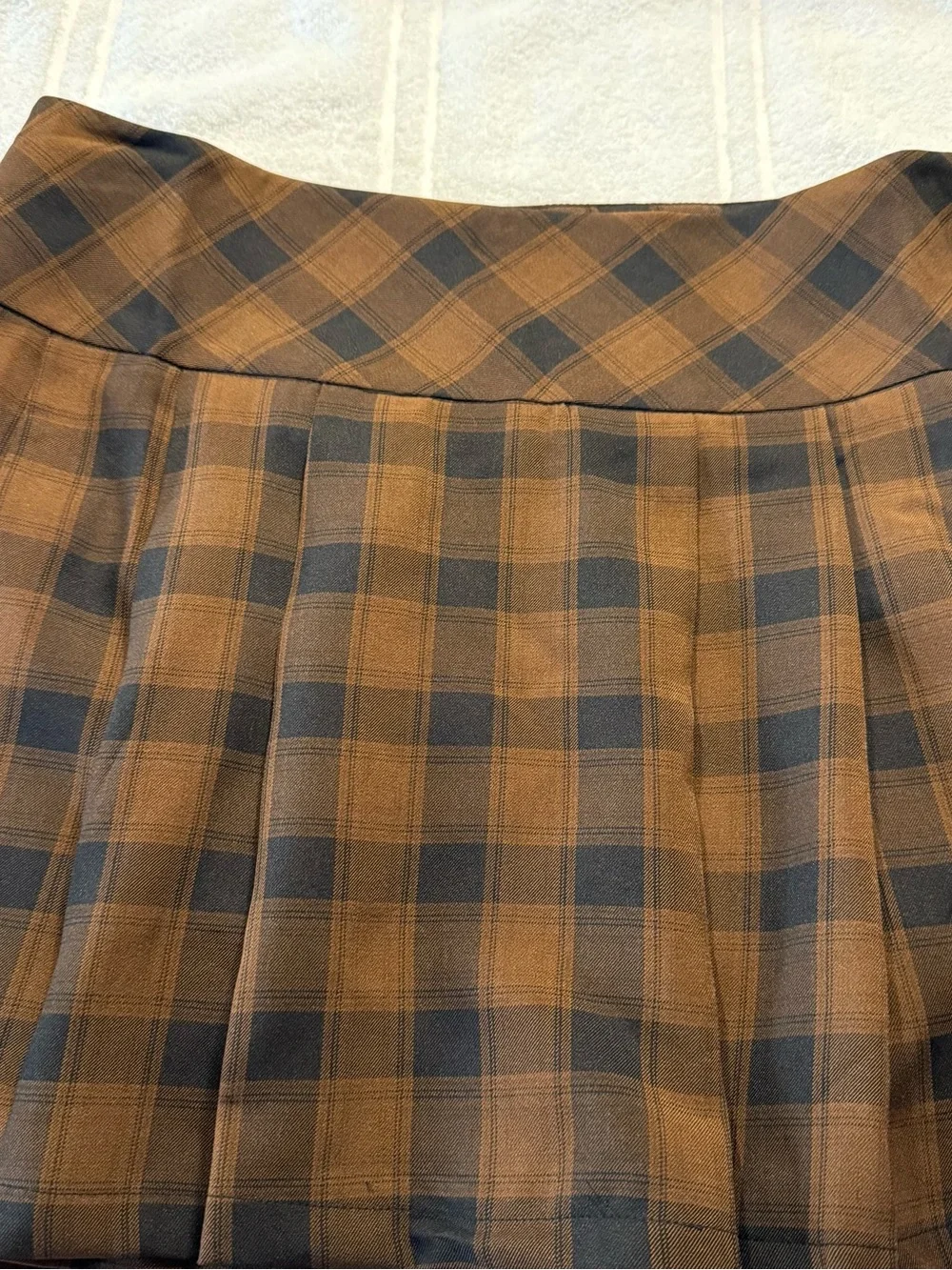 NWT Lulus Firah Brown and Black Plaid Pleated Mid-Rise Mini Skirt Size Large